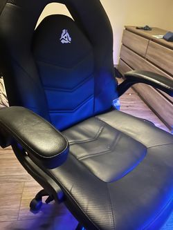 Gaming chair
