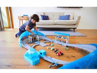 Disney Pixar Cars Ultimate Florida speedway trackset