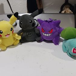 Pokémon Pikachu plush.  
Gengar plush
Gray Pokémon limited edition. 
Bulbasaur Pokémon.     Good condition.  Collectible. 