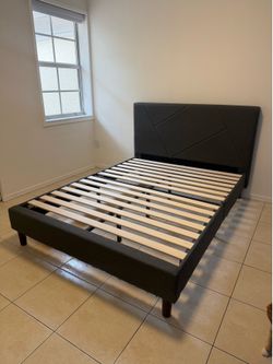 FREE Queen bed frame *Miramar*
