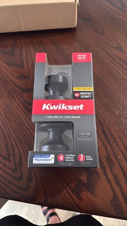 Kwikset Pismo black door handle