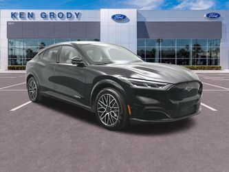 2025 Ford Mustang Mach-E