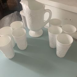 Lemonade Pitcher And 8 Tall Cups Milk Glass Harvest Grape