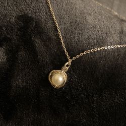 Silver Pearl Necklace