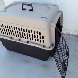 Pets Kennel Medium Size 
