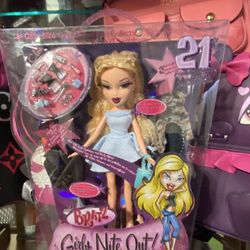 Bratz Dolls Lot