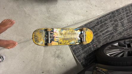 Skateboard