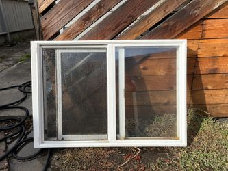 Double paint window 41.5X29.5