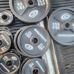 Nautilus Weight Set