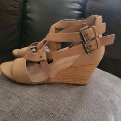 Tan Stappy Wedge Heal Size 8