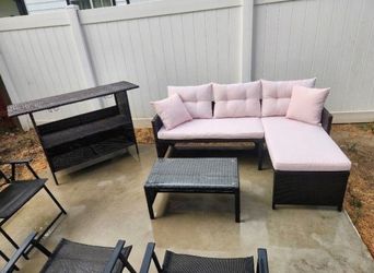 Full Patio Set Like New