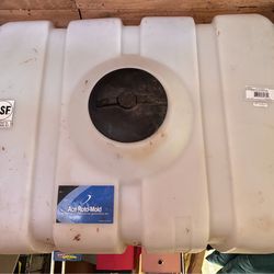 Preowned  Water Hauling Tank