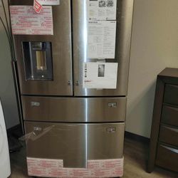 New Must Go Samsung Refrigerator 