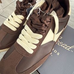 Sneakers Memory Foam Size 9.5 NEW