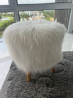 White fuzzy Ottoman