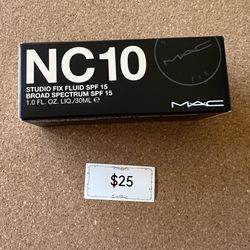 M·A·C Studio Fix Fluid NC10