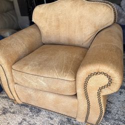 Oversized Leather Armchair Color Camel (L44"D38"H21") 