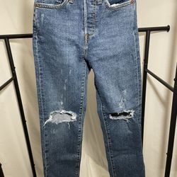 Straight Levis Jeans (Size 24)