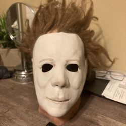 Michael Meyeres Mask Adult