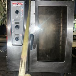 Rational ICC 10-HALF E 208/240V 3 PH Half Size Combi Oven - Boiler Based, 208-240v