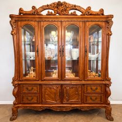 China Cabinet New  Solid Wood And Glass