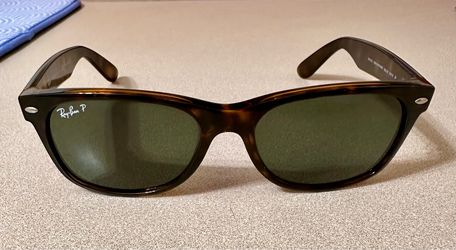 Ray-Ban Sunglasses Wayfarer Polarized