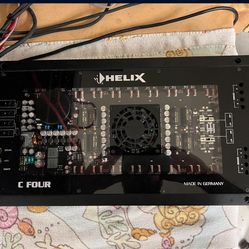 HELIX C FOUR 4-CHANNEL HIGH-END AMPLIFIER WITH INTEGRATED, ACTIVE CROSSOVER