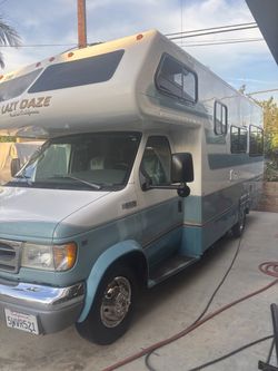 Lazy Daze RV, 24 ft, 2001 Ford E350, 54,800 miles