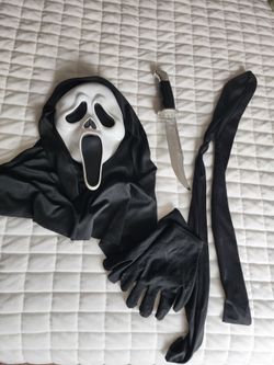 Scream Ghost Face Costume