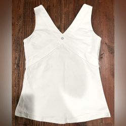 Lululemon Womens White Tank Top Double V Lined Fitted Yoga Running Workout
