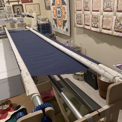 Tin Lizzy Long Arm Quilter With Table