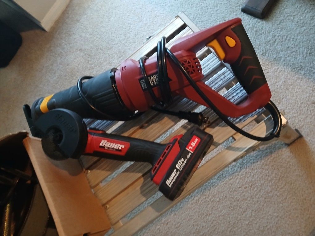 Cordless Cut-off Tool And Corded Recip Saw