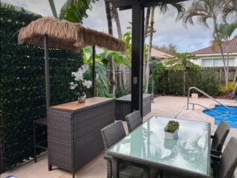 Outdoor Patio Bar Table Set with Canopy
