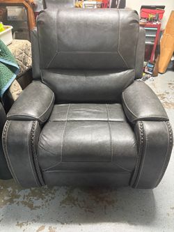 Recliner/Rocker