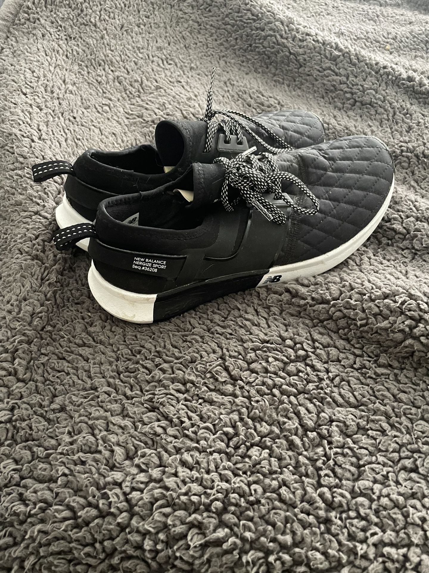 New Balance Nergize Women’s Shoes Sz 9