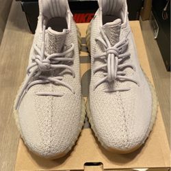 Yeezy Boots 350 Mens Size 10.5 