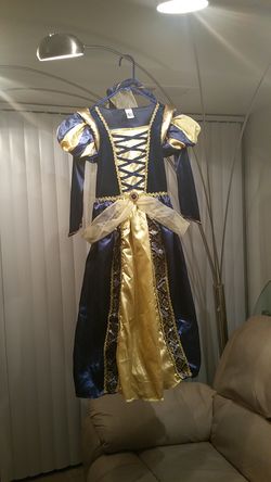 Queen costume