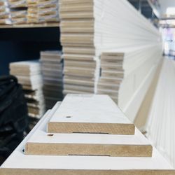 MDF Baseboard 3 1/2 $0.68 / Molduras