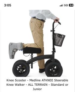KNEE SCOOTER
