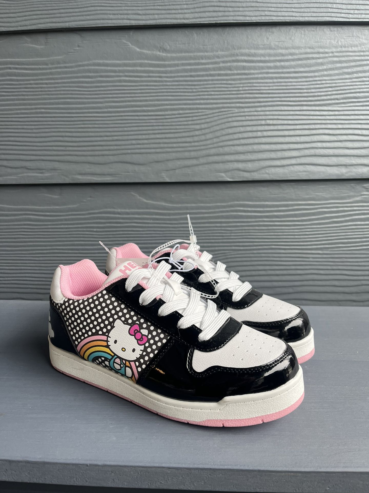 Hello Kitty Shoes