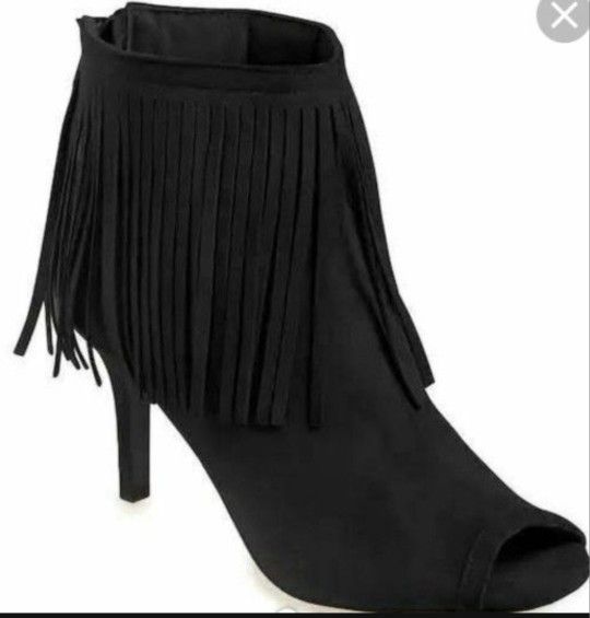  SUPER STUNNING NEW BLACK SUEDE FRINGED 'ASTRO"  PEEP TOED BOOTIES!!