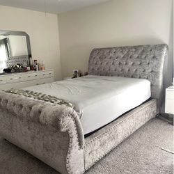 Upholstered Bed Frame (Queen)