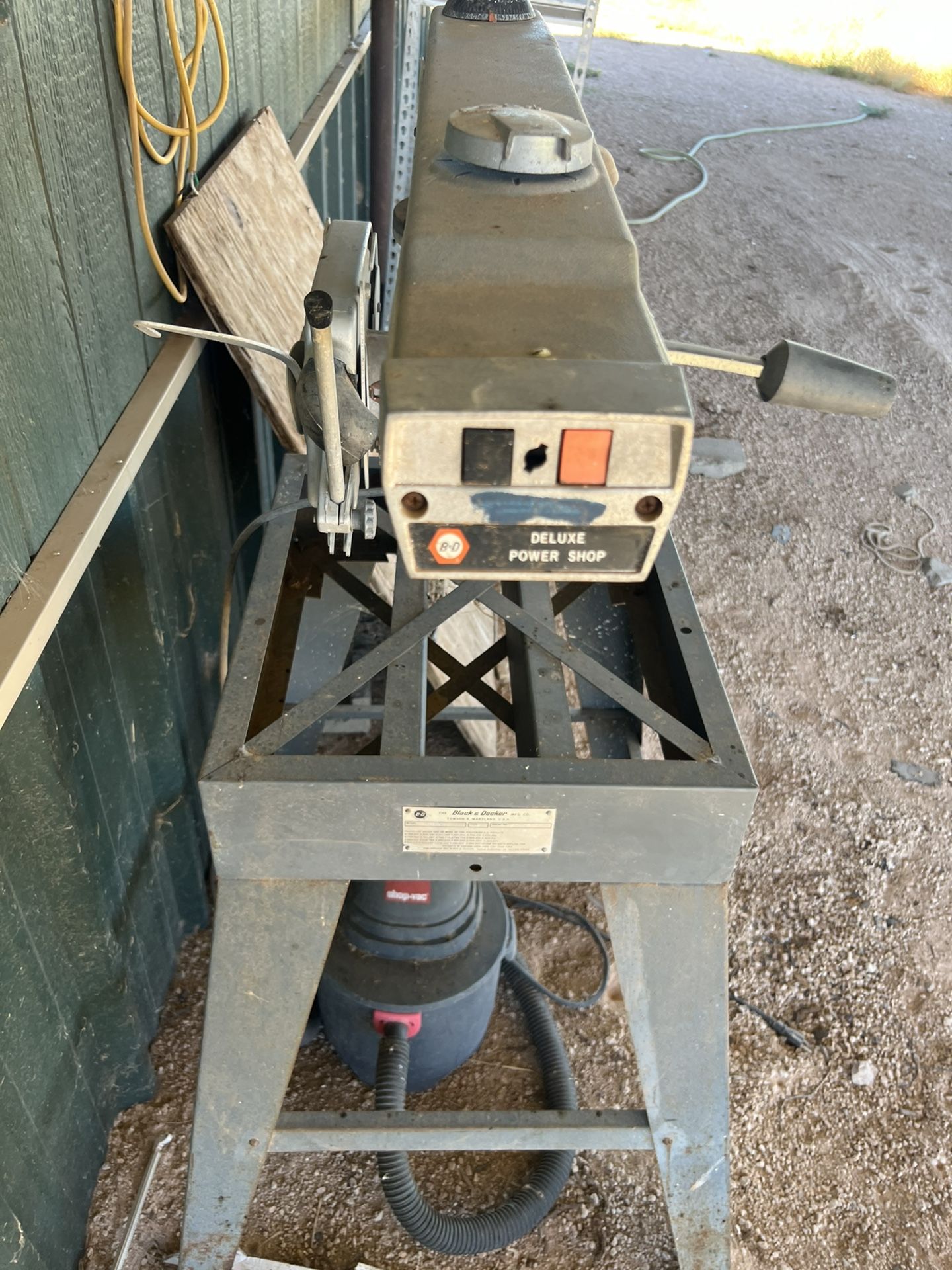 Radial Arm Saw  200$ odo 