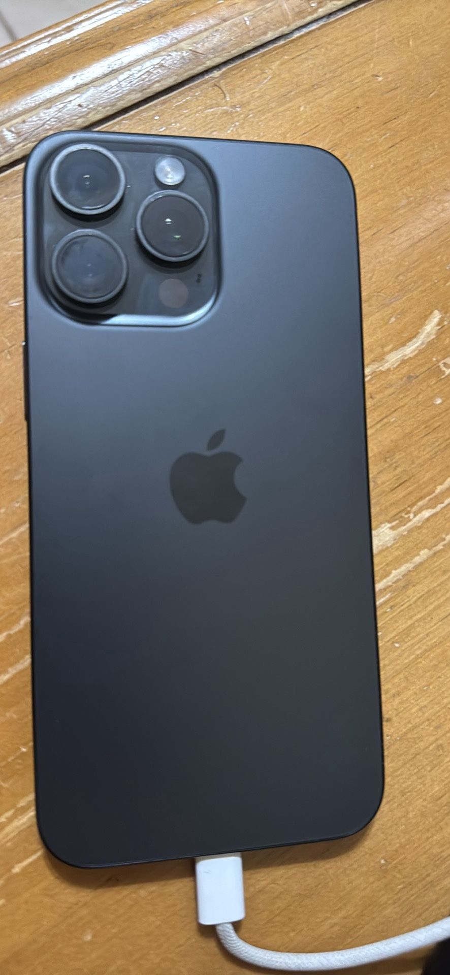 iPhone  15 Pro Max Cricket 