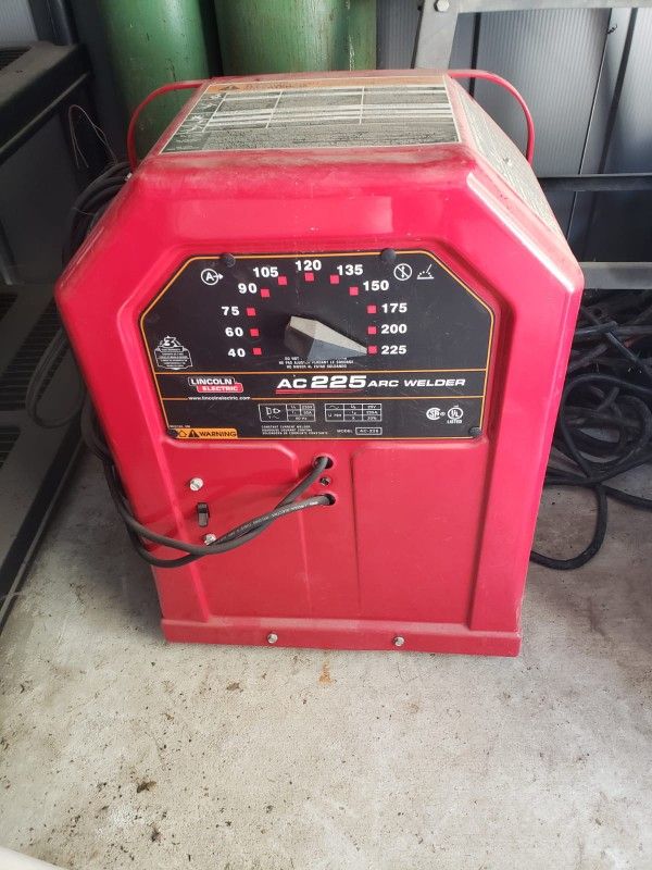 Lincoln Eletric Ac225 Arc Welder