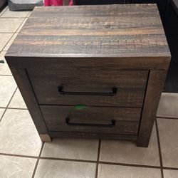 Bob Furniture Night Stands 
