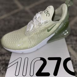 Nike Women's shoes AIR MAX 270 size 9
