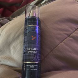 B&body works sweater weather