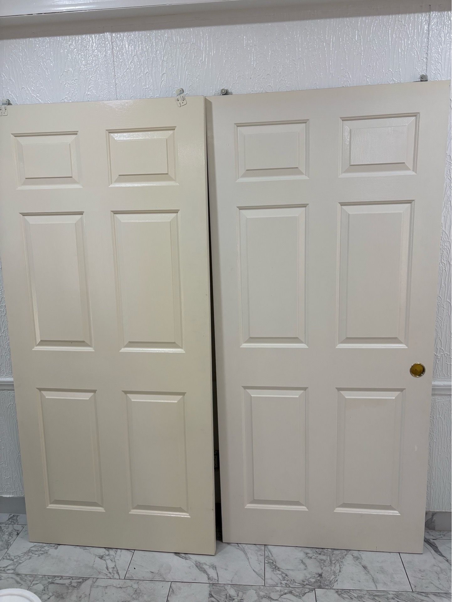 Closet sliding doors35.5 x 78
