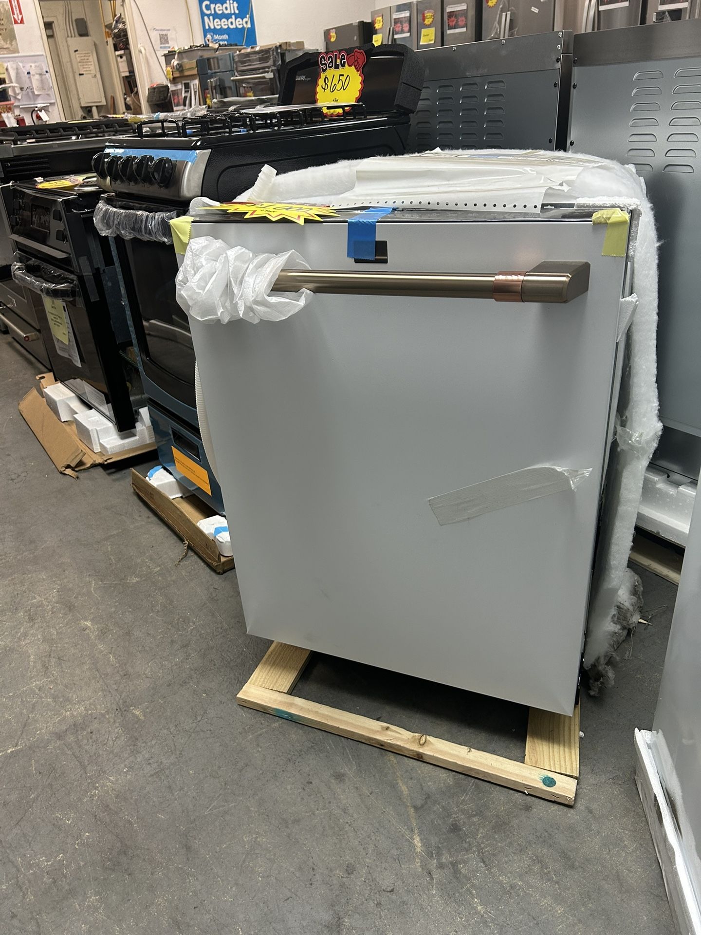 CAFE DISHWASHER MATTE WHITE COLOR BRAND NEW OPEN BOX!!!